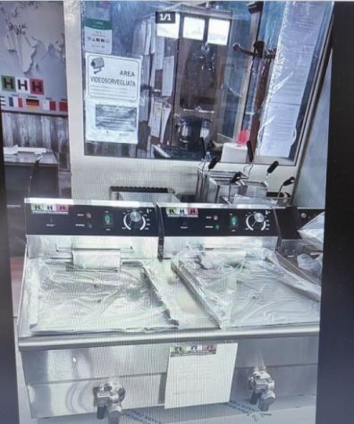 VENDITA ATTREZZATURA RISTORAZIONE: FRIGGITRICE 2X16 LITRI