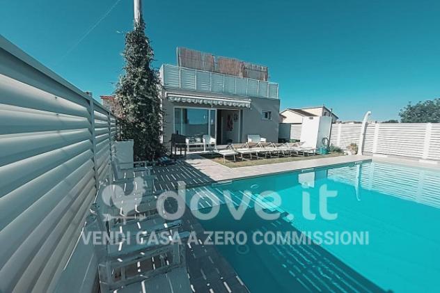 Villa di 150 m² con più di 5 locali e posto auto in vendita a Mondolfo - Foto 9