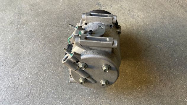 Compressore climatizzatore Peugeot 208 1.2 benzina del 2021 (9827596080) - Foto 4