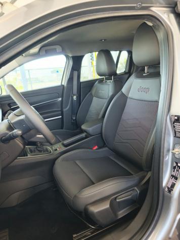 Jeep Avenger 1.2 Turbo Summit - Foto 7