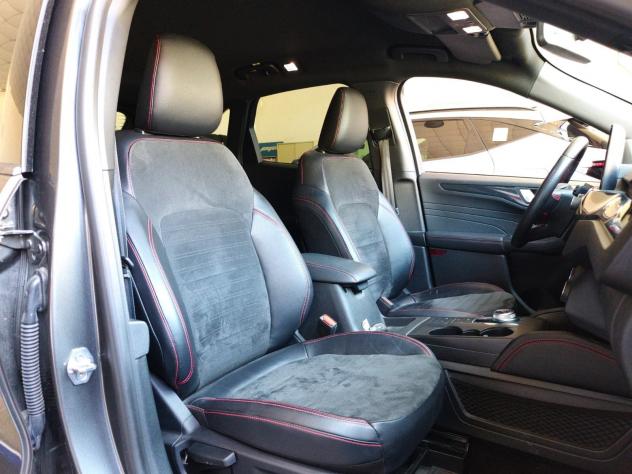 Ford Kuga 2.5 Benzina FHEV 190CV 2WD ST-Line X Aut - Foto 10