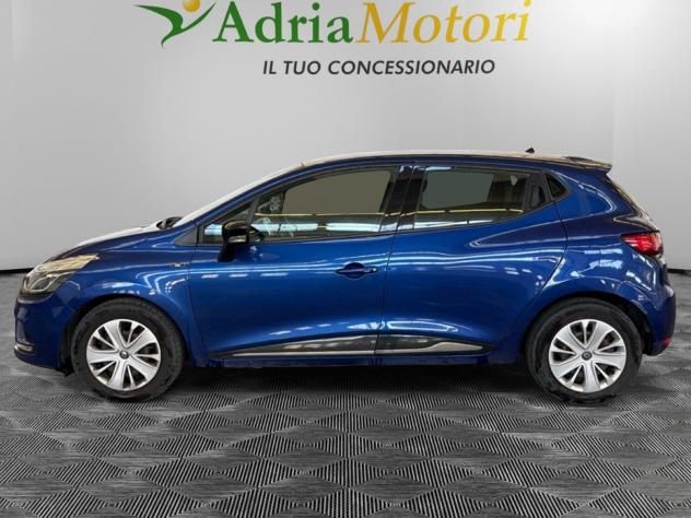 Renault Clio 1.5 DCI 75cv MOSCHINO LIFE - Foto 2