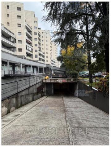 IMMOBILI-IMMOBILE COMMERCIALE-STRADA SAN FAUSTINO n. 155 - Foto 7