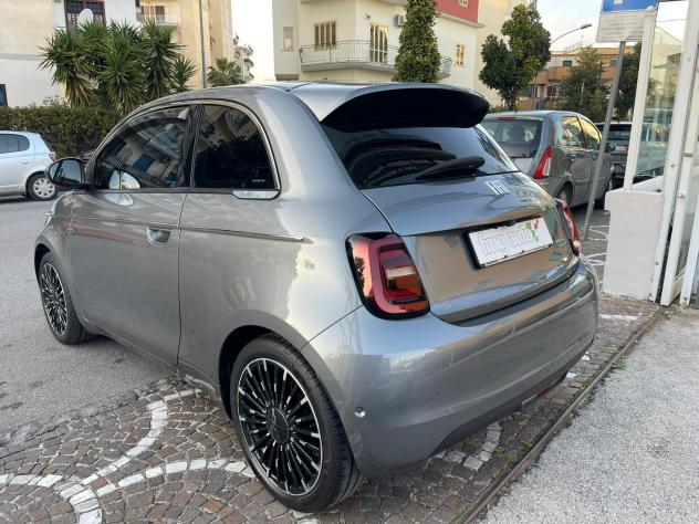 Fiat 500 500e Berlina 42 kWh La Prima - Foto 2