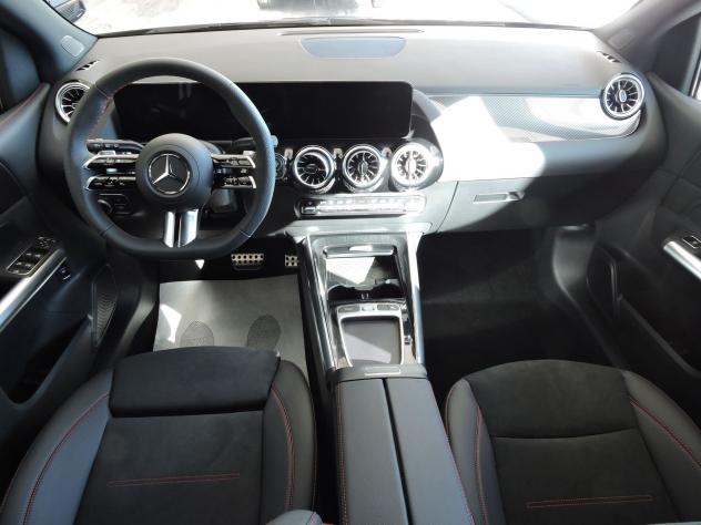 Mercedes-Benz Classe B B 180 d AMG Line Adv Plus - Foto 9