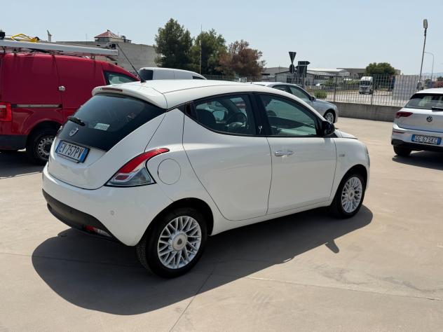 Lancia Ypsilon 1.3 MJT 16V 95 CV 5 porte S&S Gold - Foto 5