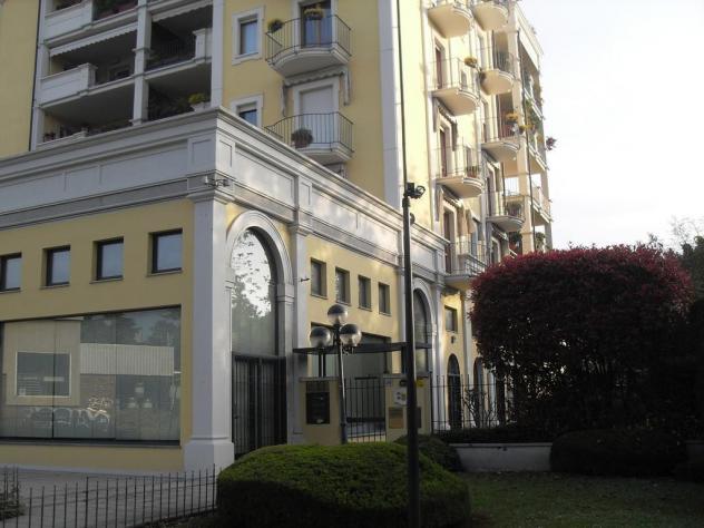 Brescia nord - Studio privato / ufficio in elegante complesso