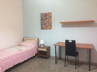 Camera per studentesse e/o lavoratrici fuori sede