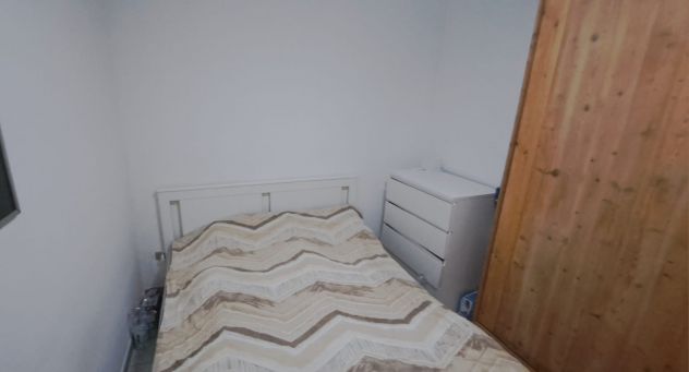 Bilocale con servizi - Foto 2