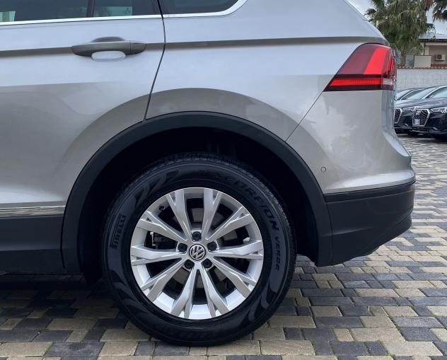 Volkswagen Tiguan Business 2.0 TDI 150CV DSG 4motion - Foto 9