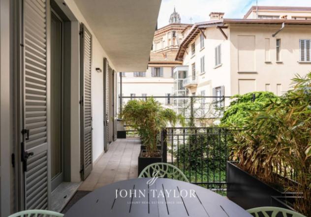 Appartamento di 120 m² con 5 locali in affitto a Milano - Foto 2