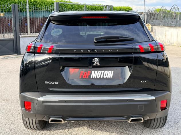 Peugeot 2008 PureTech 130 S&S GT Pack 2022 - Foto 5