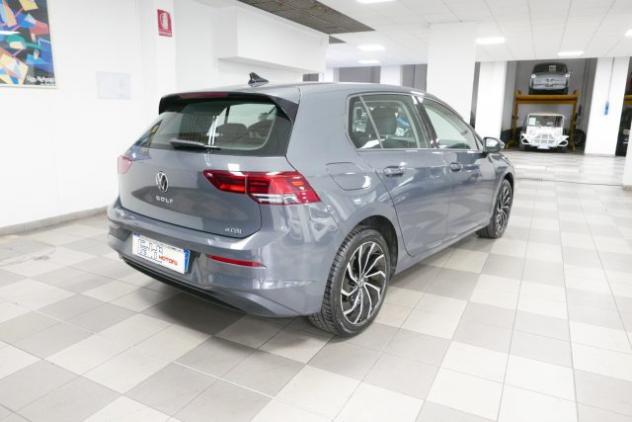 VOLKSWAGEN Golf 1.0 eTSI EVO DSG Life rif. 23820955 - Foto 4