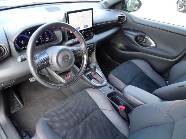 Toyota Yaris Hybrid 130 GR SPORT - Foto 7