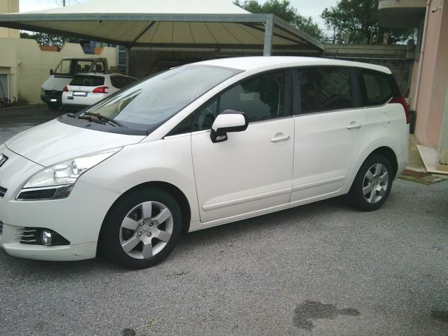 Peugeot 5008 1.6 HDi 112CV Business - Foto 3