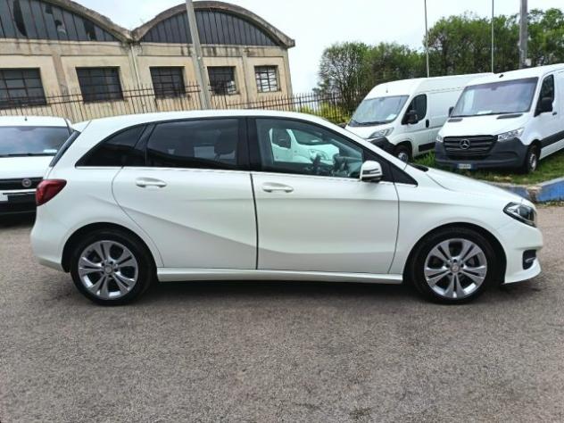 MERCEDES-BENZ B 200 d Automatic Sport rif. 23530247 - Foto 5