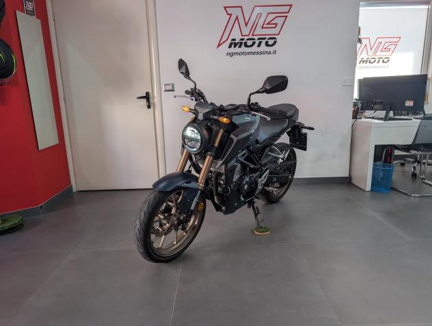 Honda CB 125 CB 125R - Foto 2