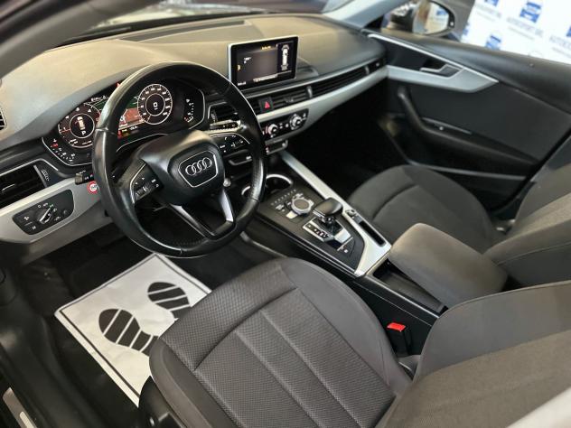 Audi A4 2.0 TDI 150 CV S tronic Business/sport/2018 - Foto 5