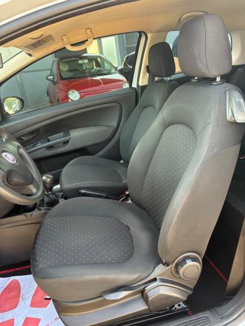 Fiat Grande Punto 1.3 MJT 75 CV 3 porte Fun - Foto 6