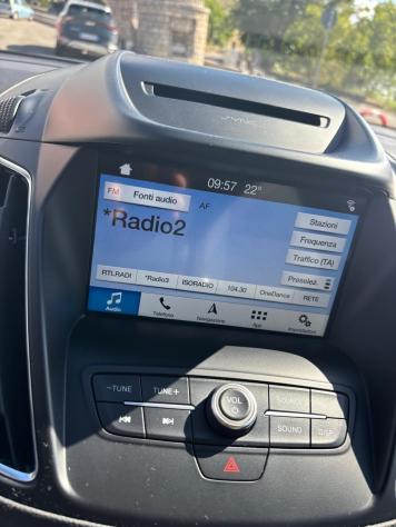 Ford C-Max 1.5 TDCi 120CV Powershift Start&Stop Titanium - Foto 10