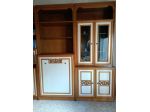 Mobili soggiorno libreria con letto singolo integrato e vetrina