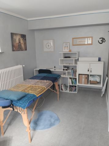 Allestimento grotta di sale completa+arredi e lettino riscaldato SPA - Foto 3