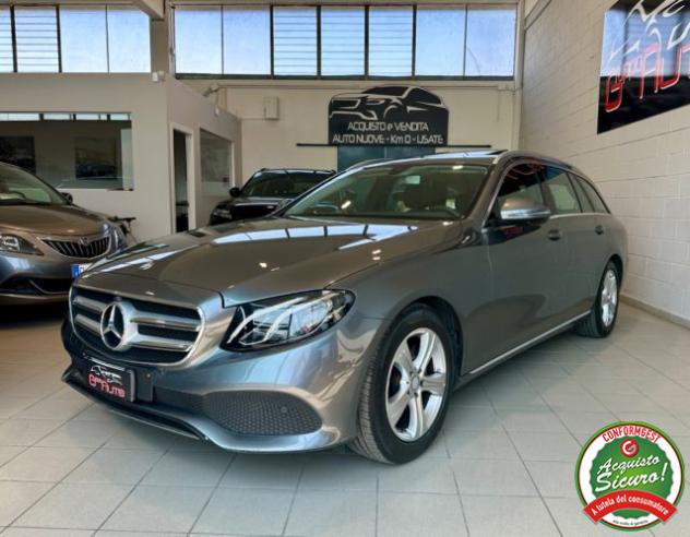 MERCEDES-BENZ E 220 d S.W. Auto Sport *TETTO*CAMERE 360* rif. 24003091
