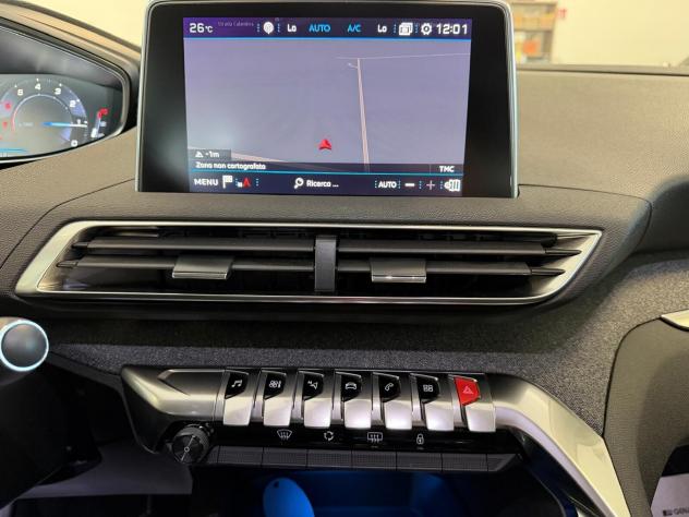 Peugeot 3008 1.2 PURETECH TURBO 130CV EAT6 ALLURE 2018 - Foto 8