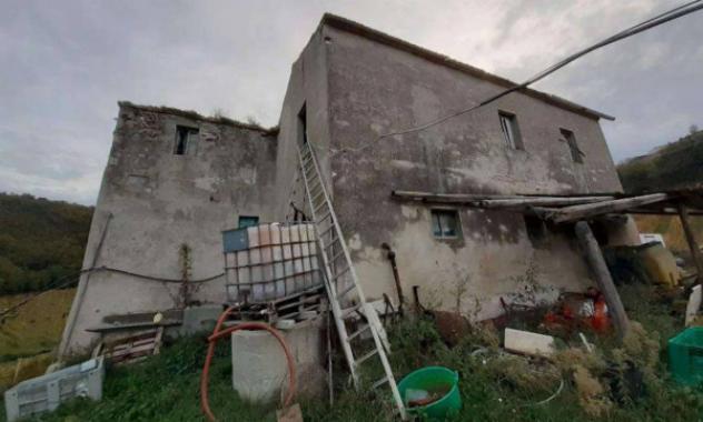 Immobile in asta di 256 m² con più di 5 locali in vendita a Ripatransone - Foto 2