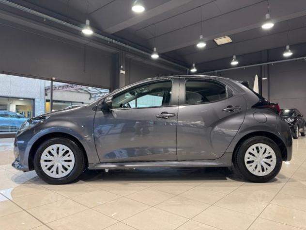 TOYOTA Yaris 1.0 5 porte Active PREZZO REALE OK NEOPATENTATI rif. 24104924 - Foto 2