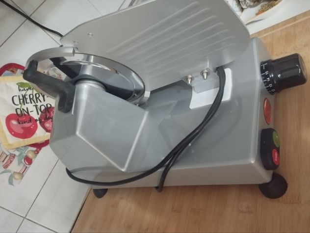 Affettatrice RGV 220 quasi nuova - Foto 4