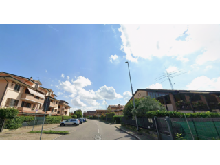 Ampio trilocale a Carpiano con garage e cantina