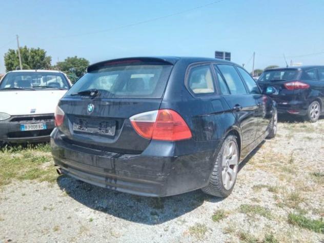 BMW 320 d cat Touring Attiva rif. 23829366 - Foto 9