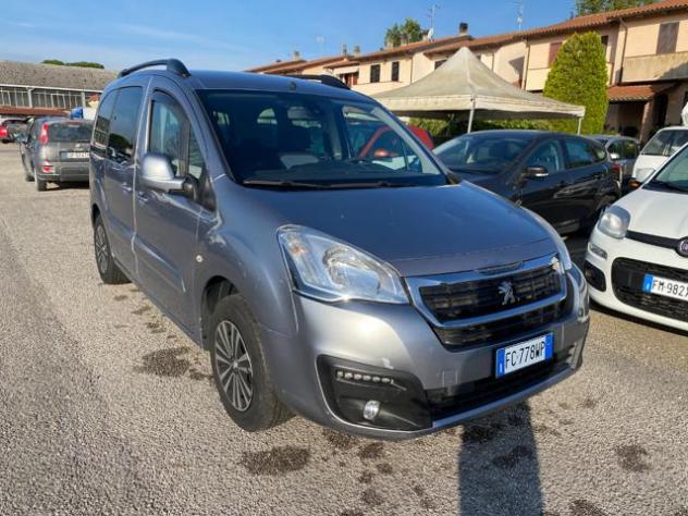 PEUGEOT Partner Tepee BlueHDi 100 Active GANCIO TRAINO rif. 24207903 - Foto 2