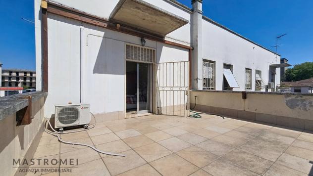 APPARTAMENTO di 5 vani e di 130 mq (ALTOPASCIO) rif. 3603 - Foto 17