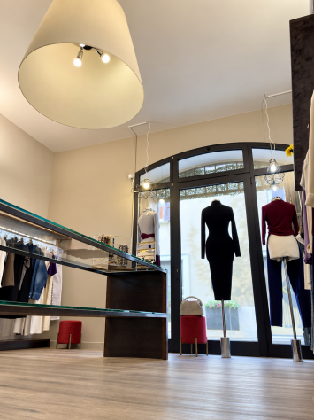 Storica attività di abbigliamento avviata