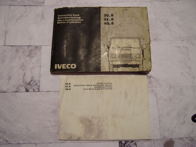 Vendo Manuale uso e manutenzione Iveco Daily multilingua