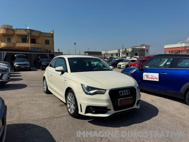 AUDI A1 1.6 TDI 105 CV Ambition rif. 23987111 - Foto 4