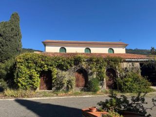 Appartamento in Contrada Pigna