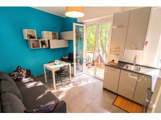 Bilocale Moderno Arredato – Zona Martesana/MM1 Gorla – Classe ed Efficienza