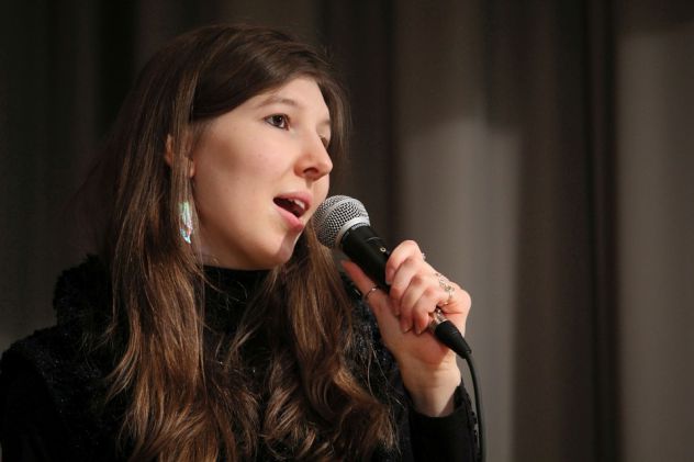 Cantante lirica si offre nella provincia di Como e in Canton Ticino