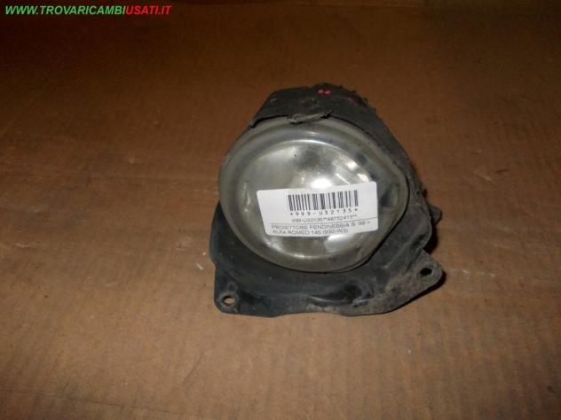 PROIETTORE FENDINEBBIA S. 99  ALFA ROMEO 145 (930-W3)  Parti elettriche  Fanaleria  Fendinebbia dx. ALFA ROMEO - 145 - 01-04-1999 - 01-12-2001