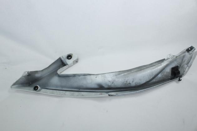 CARENA ANTERIORE DESTRA YAMAHA YZF R6 2006 - 2007 2C02117W00P0 FRONT RIGHT FAIRING COBN LEGGERI GRAFFI - Foto 2