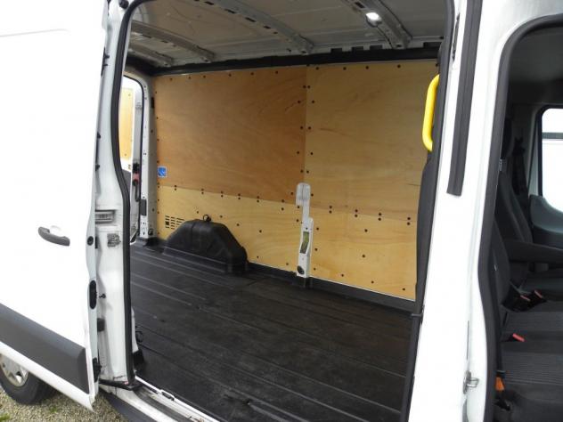 Ford Transit 330 L2H2 Trend 130cv 2.0TDCi - Foto 8