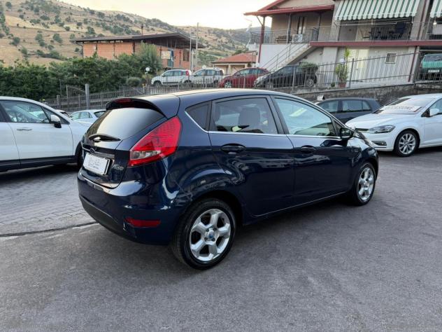 FORD Fiesta 1.6 TDCi 95 CV 5p. Titanium - Foto 5