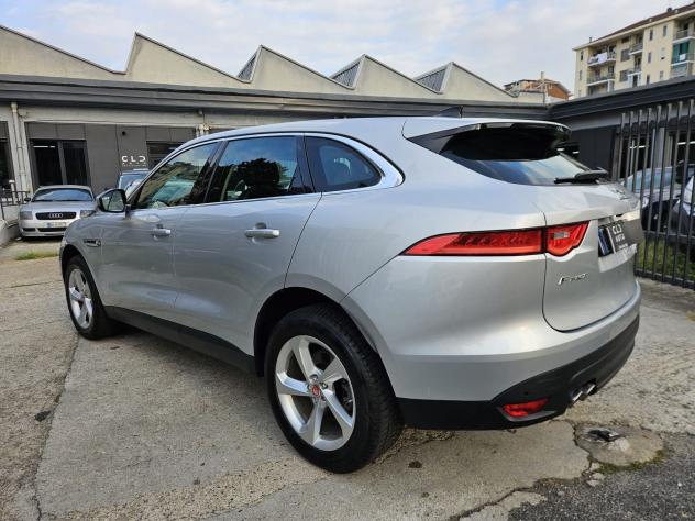 Jaguar F-Pace 2.0D 180cv CHEQUERD FLAG AWD AUTO - Foto 6