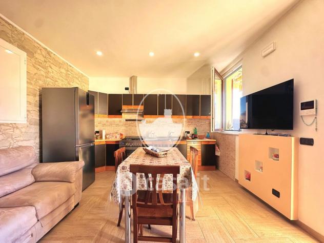 Villa in Vendita in Via Armino a Gavirate - Foto 9