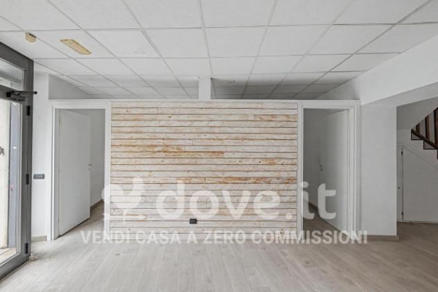 Casa indipendente di 200 m² con 5 locali in vendita a Luino - Foto 14