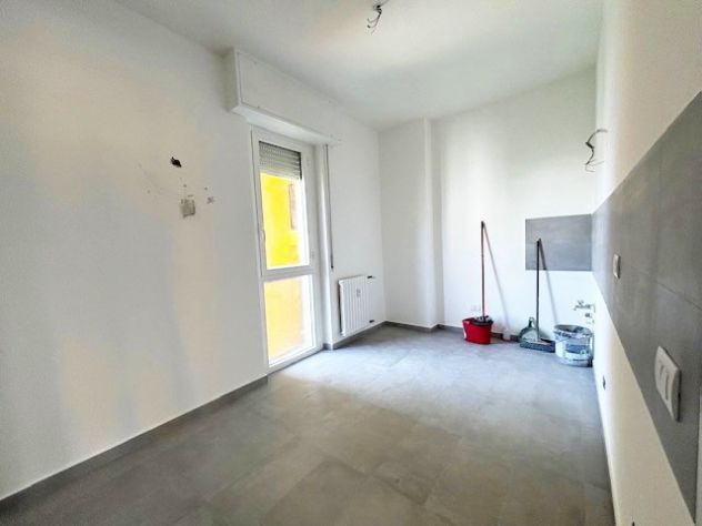 QUADRILOCALE CON TERRAZZO ARREDATO MM P. ROMANA - Foto 4