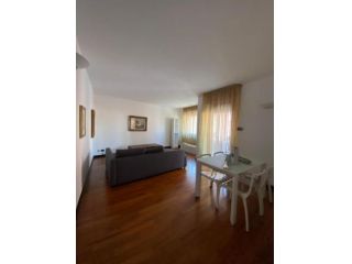 Trilocale in affitto a Novara